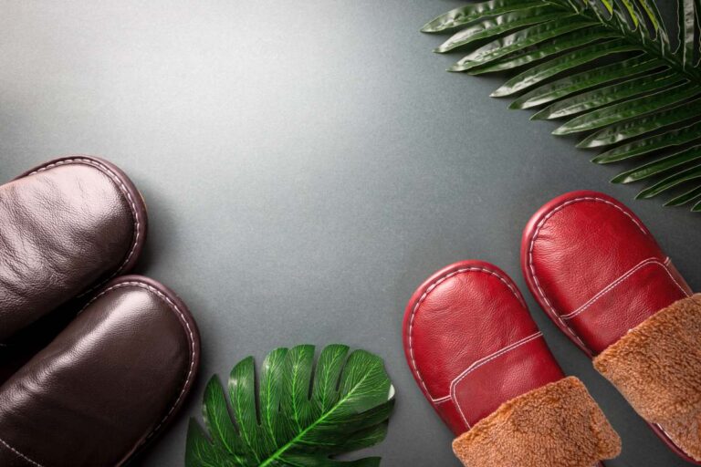 Eleganckie kapcie domowe dla mężczyzn – komfort i styl, które zaczynają się już od progu